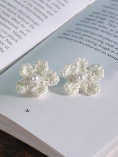 Earring Studs- White - Image 3