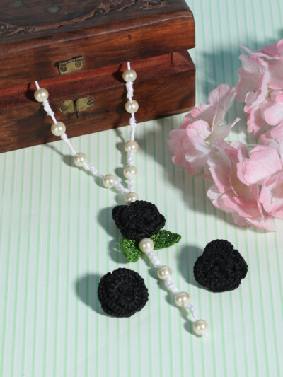 Pendant Set- White & Black - Image 2